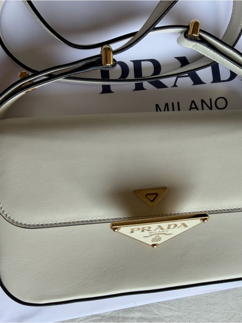 Prada Cream Leather Shoulder Bag with Black Trim and Gold Logo - Picture 6 of 9